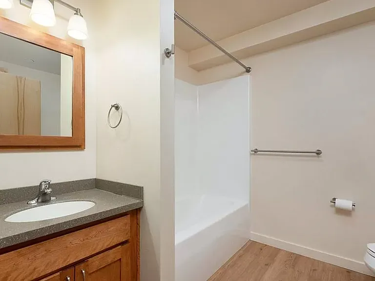 228 S Cottonwood Rd #108 — Photo 9