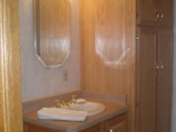 5th image of 1007 Ironwood Cir