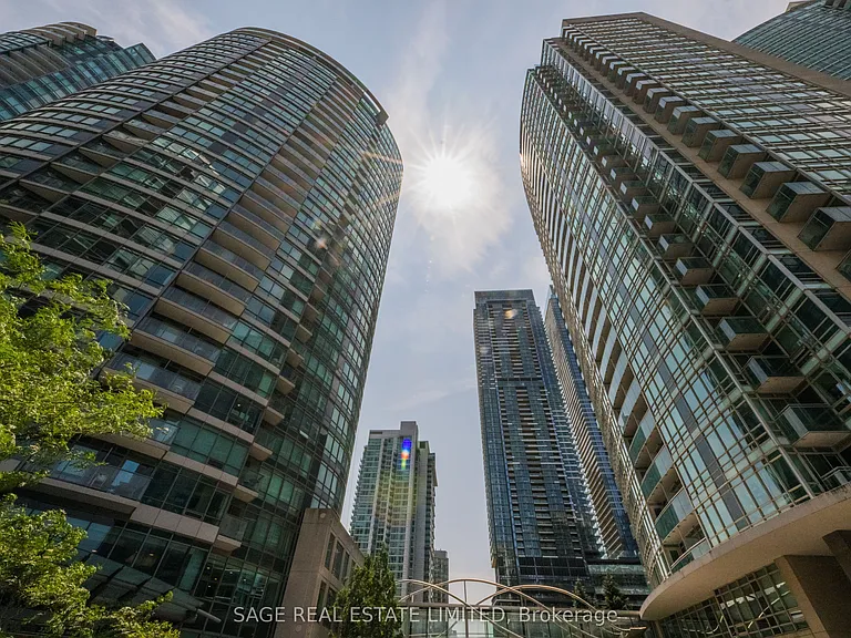 373 Front St W #208 — Photo 1