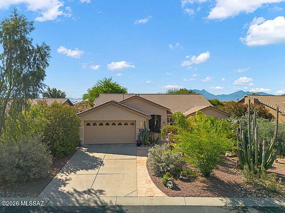 2nd image of 1018 N Cowboy Canyon Dr