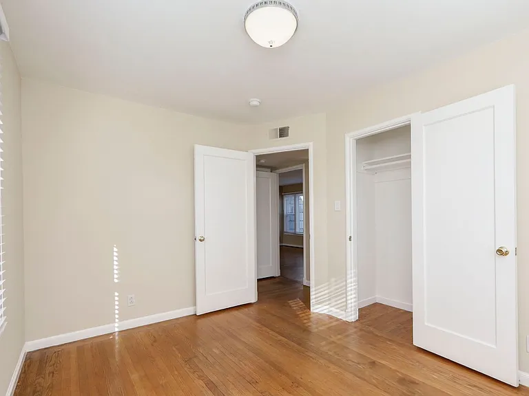 320 La Casa Ave — Photo 15