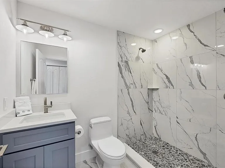 9203 Griggs Rd #204 — Photo 19