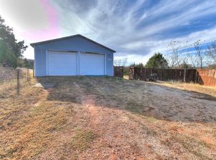 8500 Pecan Hill Rd, Noble, OK 73068
