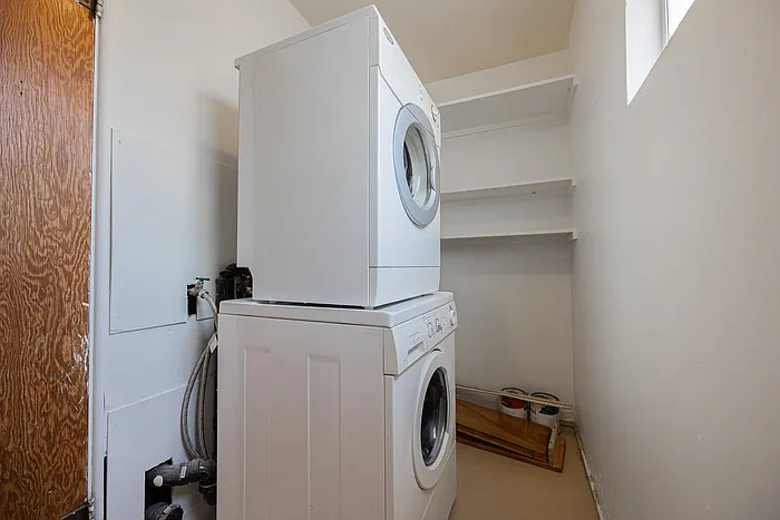 2449 E Fairmount Ave #1 — Photo 21