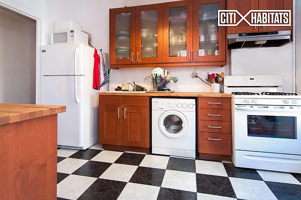 Sold by Citi Habitats | media 22