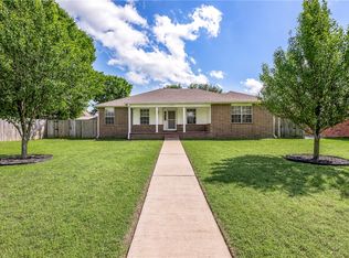 3103 NW 3rd St, Bentonville, AR 72712