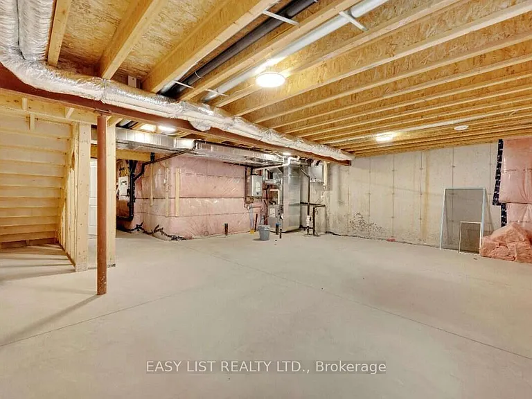 115 Ivy Cres — Photo 26