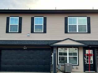5177 Long Pointe Pass, Woodbury, MN 55129