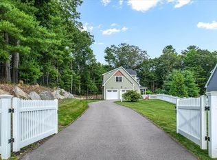 1 Norway Farms Dr, Norfolk, MA 02056