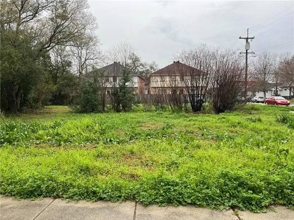 6124-30 Milne Blvd, New Orleans, LA 70124