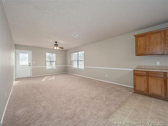 5th image of 23930 E King Ct
