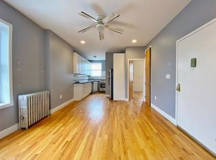 704 4th Ave APT 3, Brooklyn, NY 11232