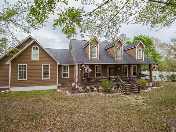2nd image of 8216 Meadowdale Dr
