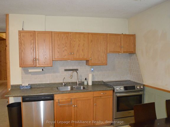 3rd image of 257 Halloway Rd