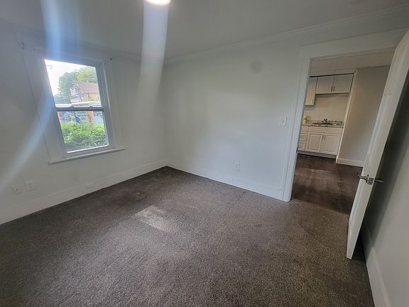 4th image of 84 Main St APT 1W