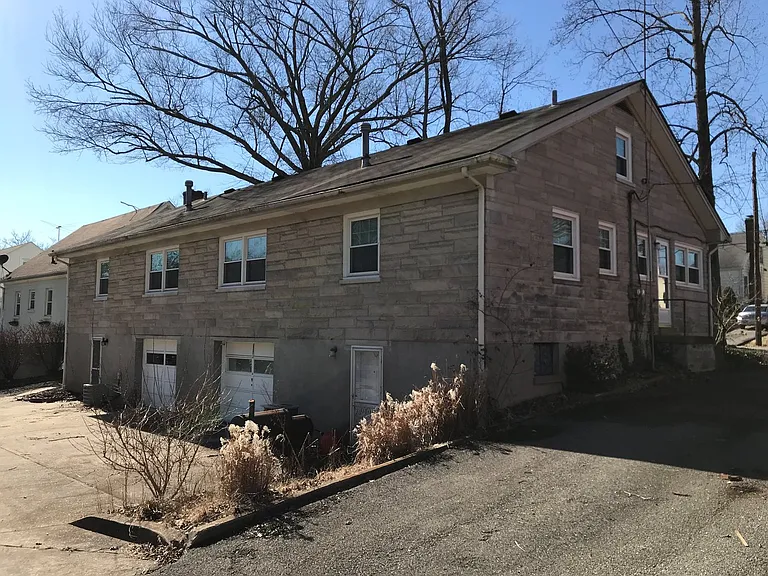 105 Beechwood Avenue Duplex — Photo 25