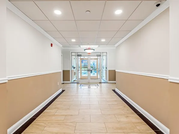 The Point at Borden's Crossing