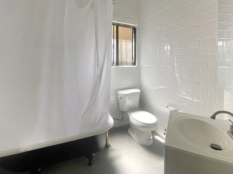 1516-1526 S Hope St — Photo 7
