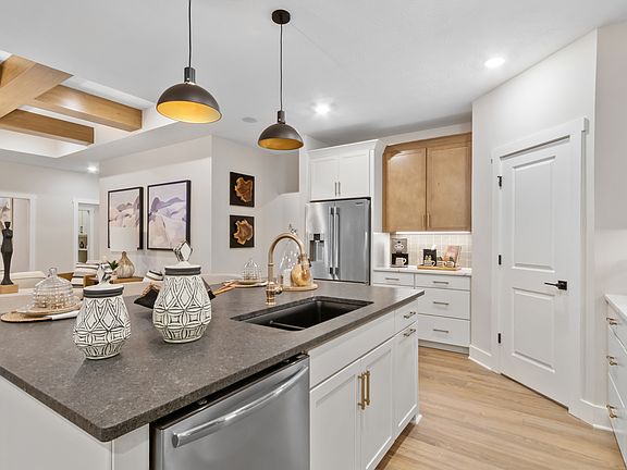 5th image of 0 Washington St