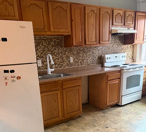 210X E Federal St, Baltimore, MD 21213 — Photo 1