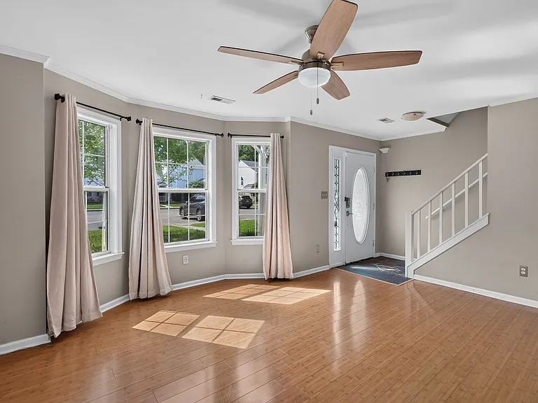 102 Heather Way #C — Photo 4