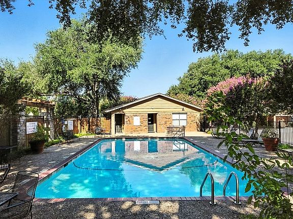 3rd image of 5642 Cedar Creek Dr