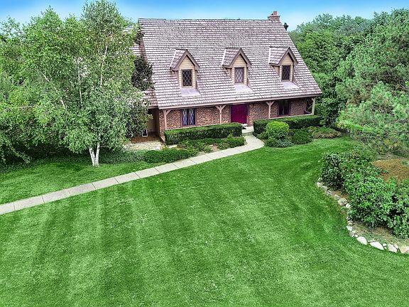 2nd image of 27321 N Oakleaf Ct