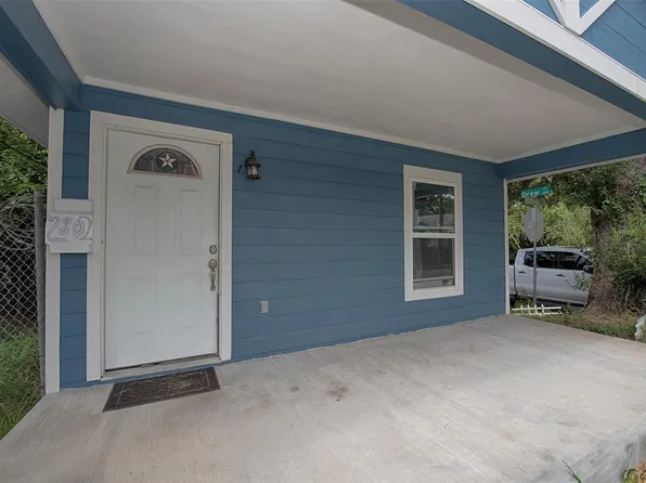 2802 Canfield St, Houston, TX 77004