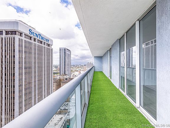 5th image of 50 Biscayne Blvd APT 2910