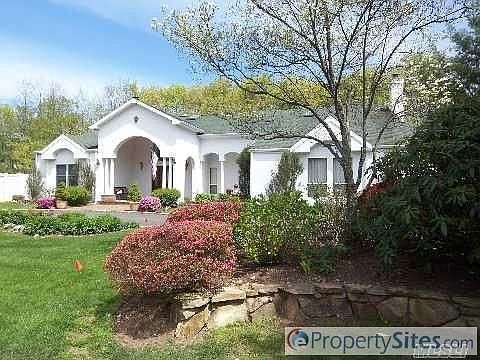 1st image of 26 Elderwood Dr