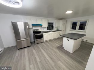 19 Back St, Mahanoy City, PA 17948