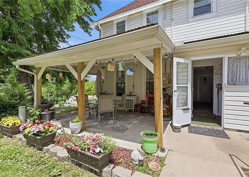 1st image of 1025 Ironmoulders St