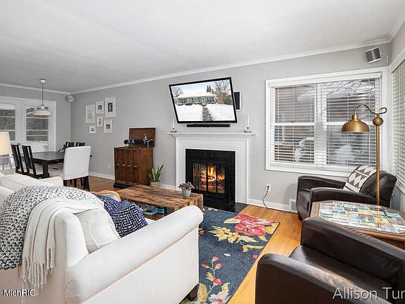 5th image of 60 Holmdene Blvd NE