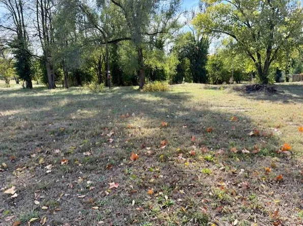 521 Pearl St, Meredosia, IL 62665