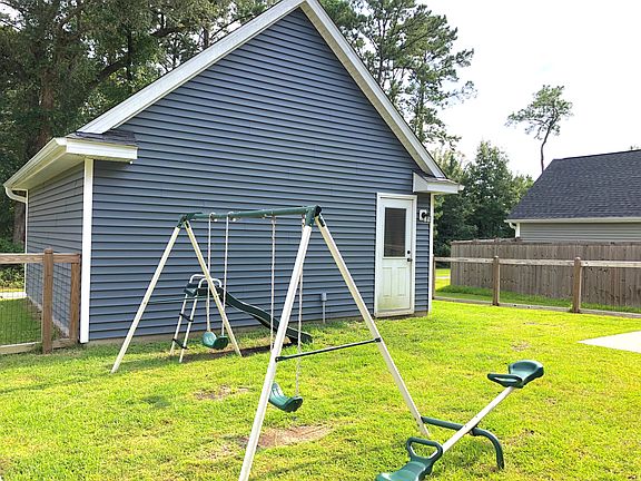 2nd image of 1145 Updyke Dr