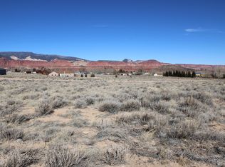 140 E Teasdale Rd, Teasdale, UT 84773