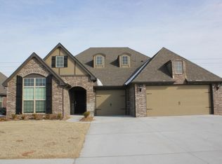 9025 E 136th St, Bixby, OK 74008