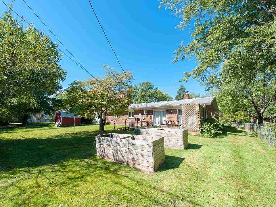 1st image of 3609 S Kingsbury Ave