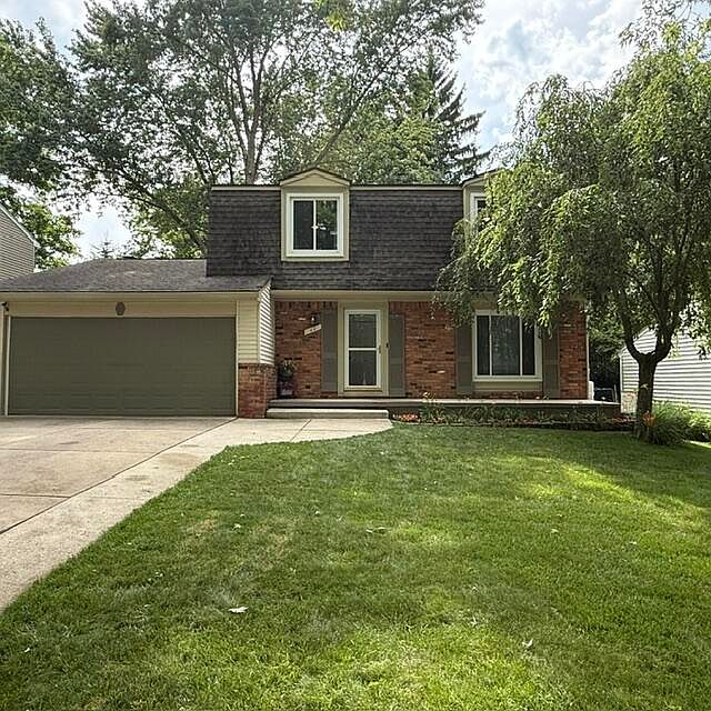 1st image of 40 Colony Ct