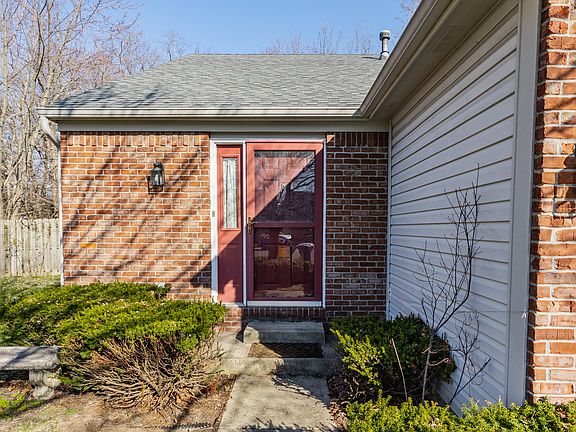 3rd image of 11930 Titania Cir