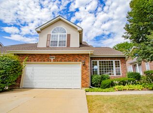 866 Pheasant Trl, Saint Charles, IL