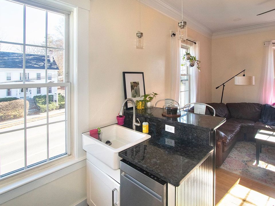 166 Central Apartment Rentals Dover, NH Zillow