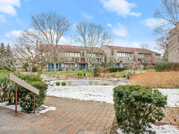 1465 E Putnam Ave APT 312, Greenwich, CT 06870
