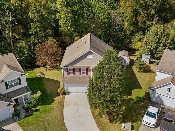 2nd image of 827 Hartley Hill Ct