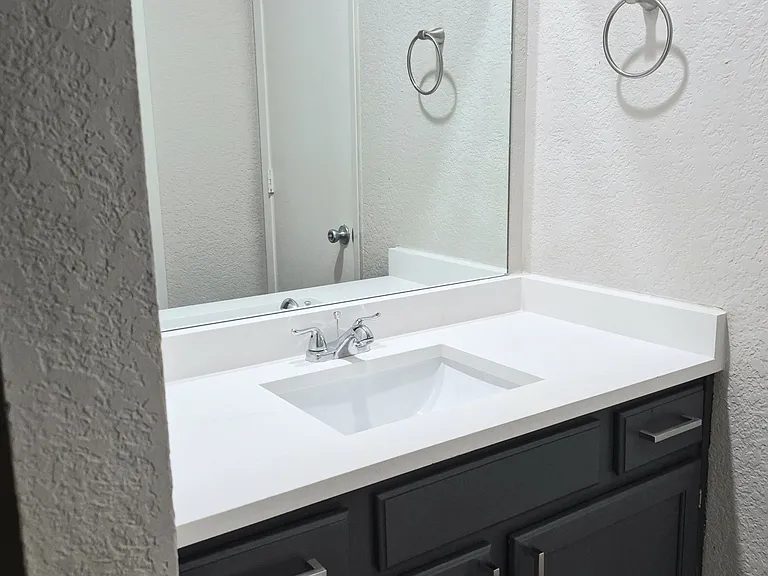 1701 San Rafael St — Photo 12