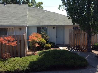 1828 NE Fairview Ave APT D, Grants Pass, OR 97526