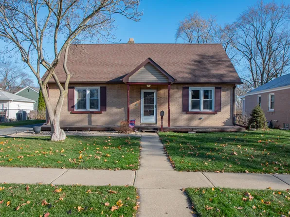 128 Beverly Blvd, Hobart, IN 46342