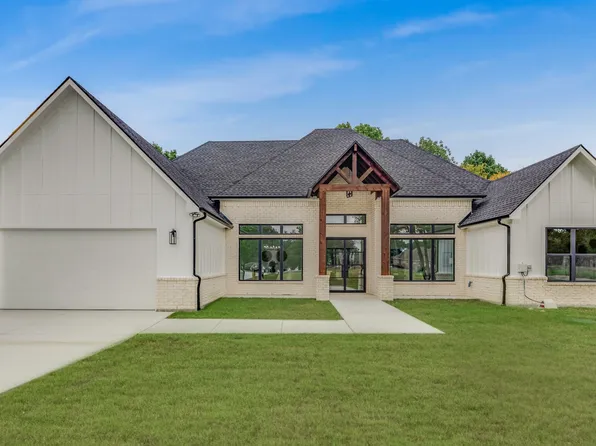816 Grandview Estates Dr, Corsicana, TX 75109