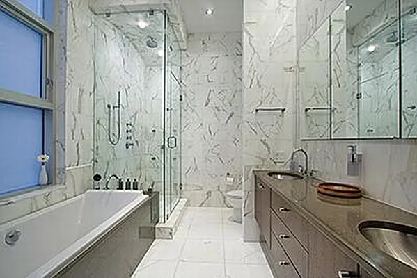 Sold by Fenwick Keats Real Estate | media 6