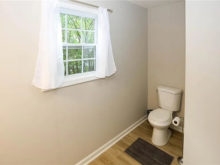 7116 Blairs View Ct #7 — Photo 20